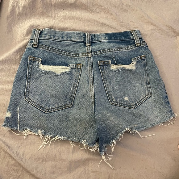 Abercrombie & Fitch shorts - Picture 2 of 2